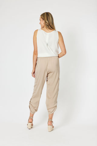Traveller Luxe Side Button Caramel Pant