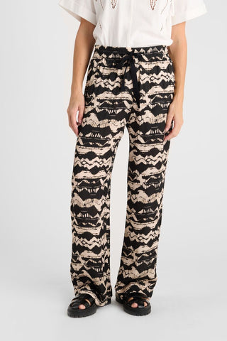 LT Lomy Black Pants