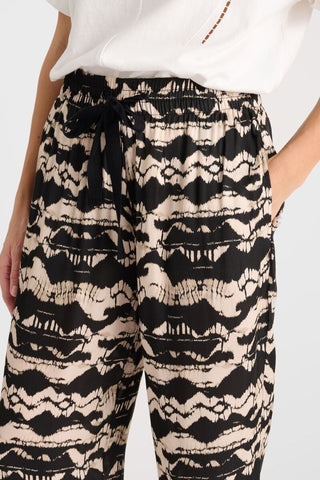 LT Lomy Black Pants