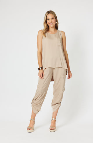 HV Traveller Luxe Round Caramel Neck Cami