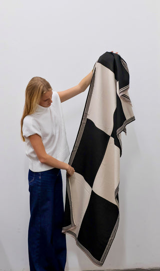 Block Check Twin Tone Black-Latte Scarf