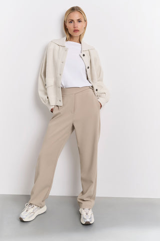 Off White Cardigan w Twill Details
