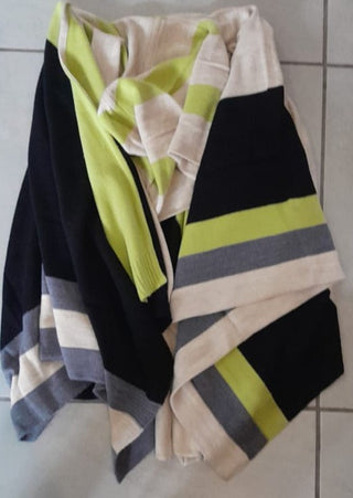 Caraz Green Hoodie Cape