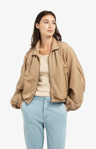 Short,  Oversized Jck Tran Brown