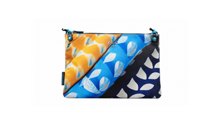 Beyonce M Trip Pint Petals Crossbody
