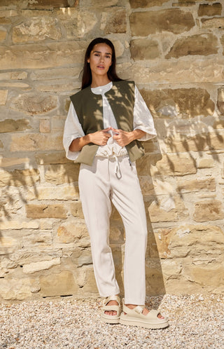 Sleeveless Army Woven Balloon Jacket